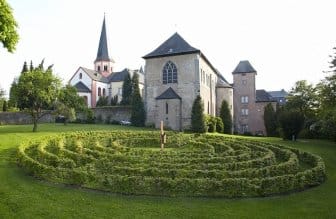 (c) Kloster Steinfeld